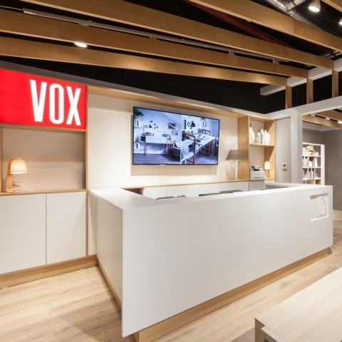 Обслуговування машин для упаковки меблів, VOX PROFIL (Оформлення - Варшава 11.12)